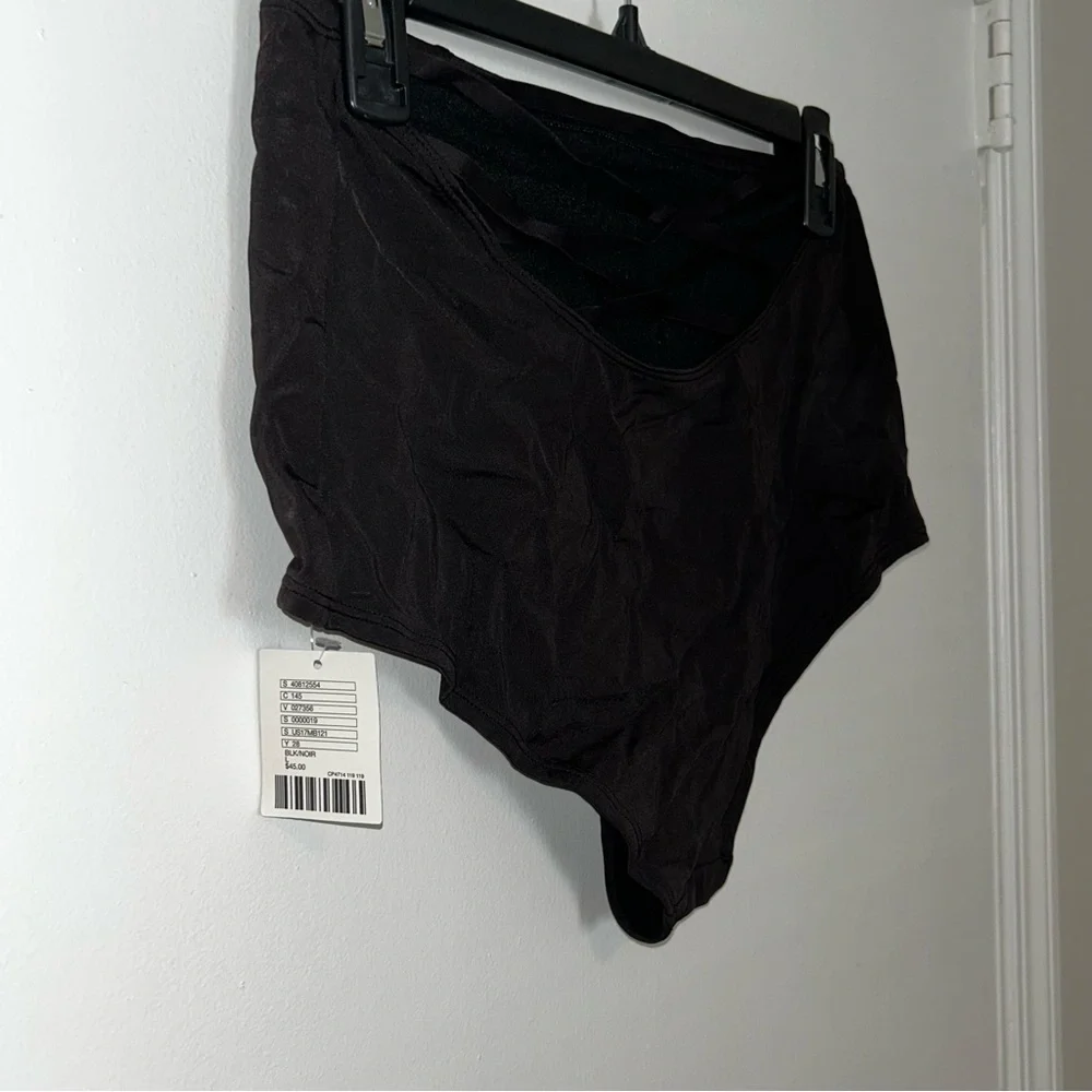 High-Waist Crisscross Back Bikini Bottoms - Picture 4 of 4